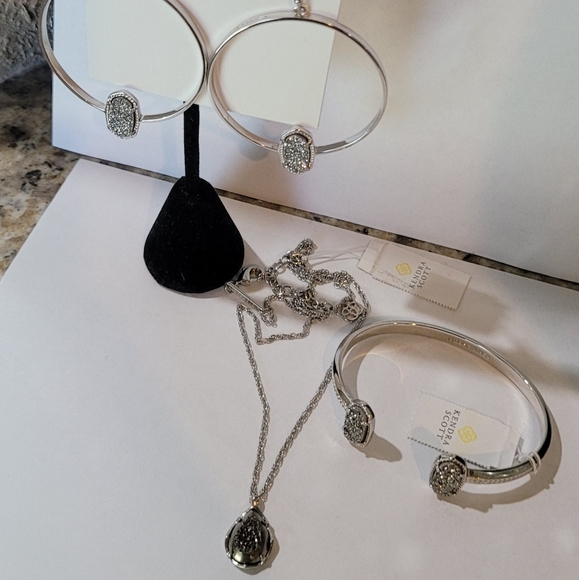 3 NWT Kendra Scott Platinum Drusy Silver Jewelry Pieces Kendra Scott Set Sparkly - Picture 2 of 10
